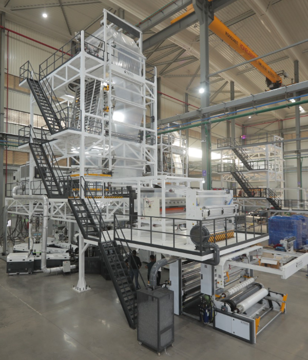 Three Layer Co-Extrusion Blown Film Machine